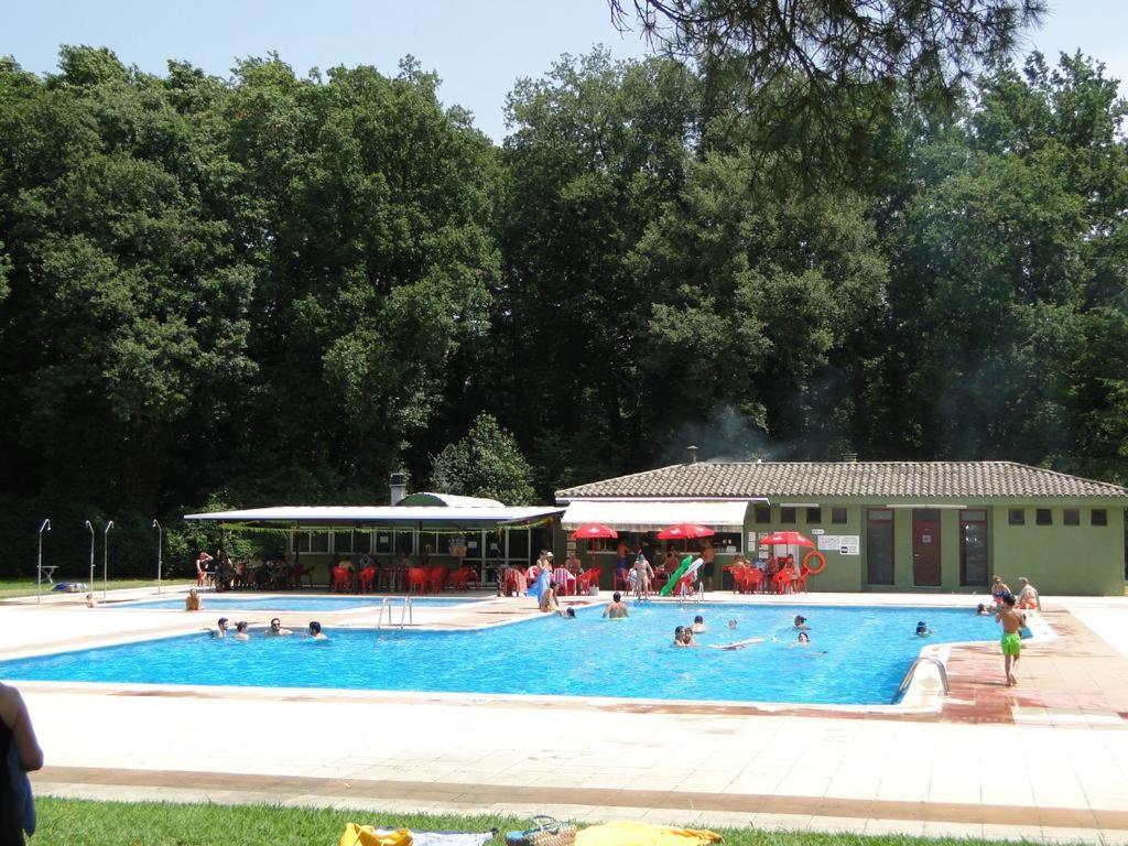 Detached Villa For 6 People In Lloret De Mar With Comunal Outdoor Swimming Pool Puigventos Exterior foto